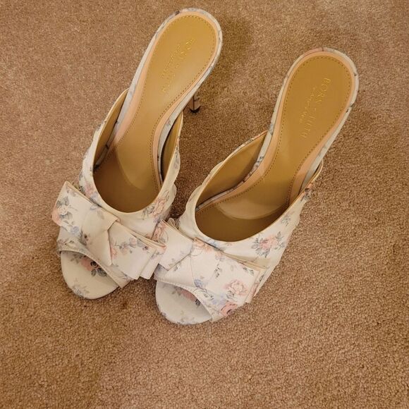 Born on Fifth Fabric Flower Mules - Picture 2 of 7